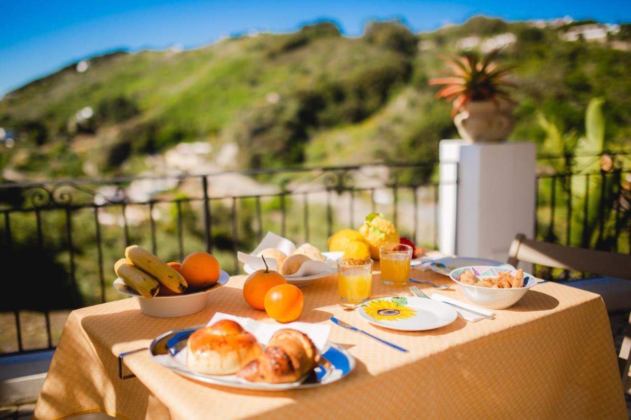 B&B Villa Maristella Lipari  Exterior photo