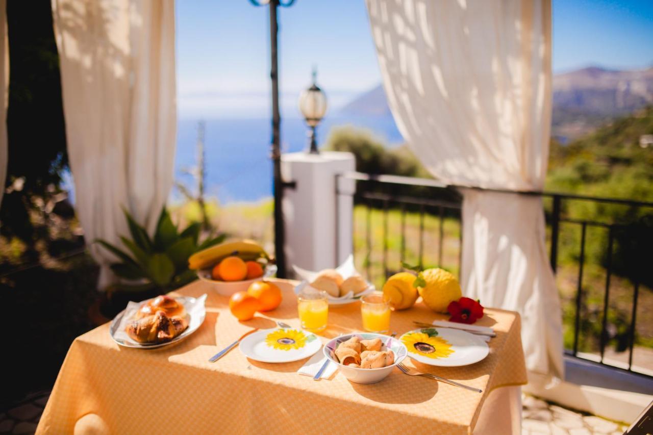 B&B Villa Maristella Lipari  Exterior photo