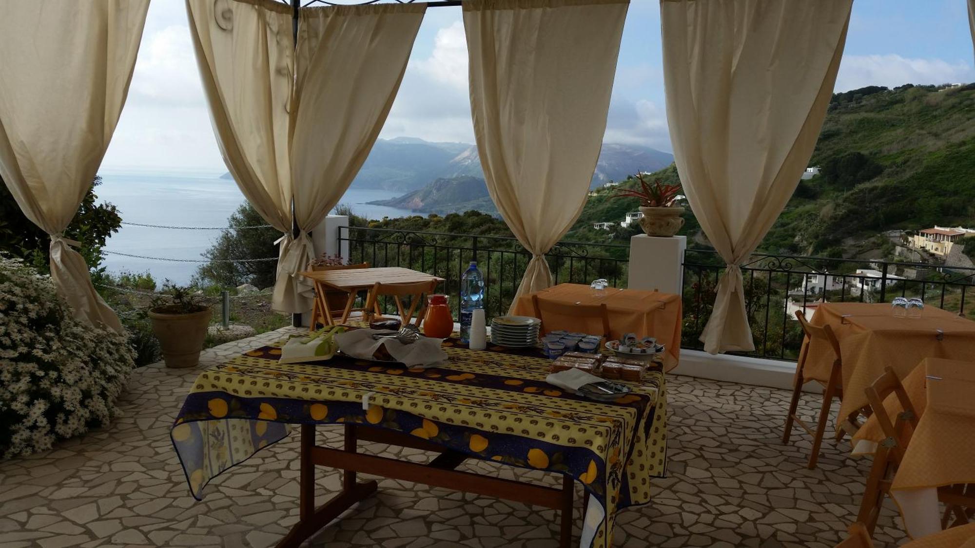B&B Villa Maristella Lipari  Exterior photo